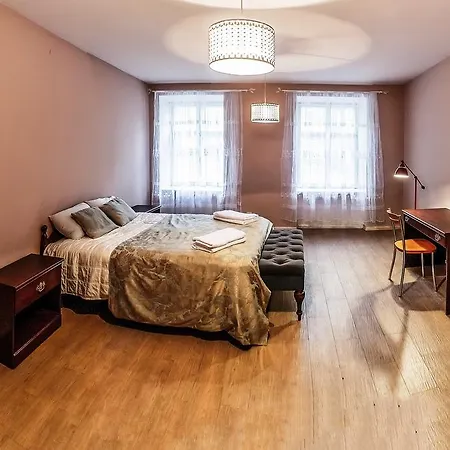 Apartment On Hutsulska 24H Electric Lviv Exterior photo