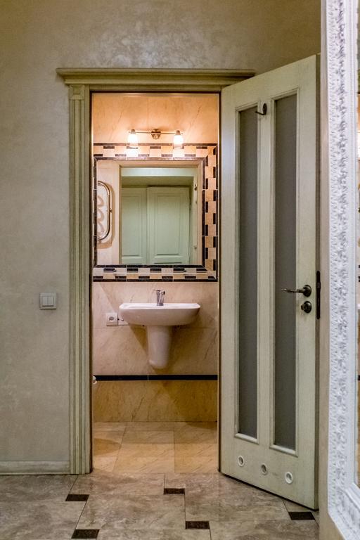 Apartment On Hutsulska 24h Electric Lviv